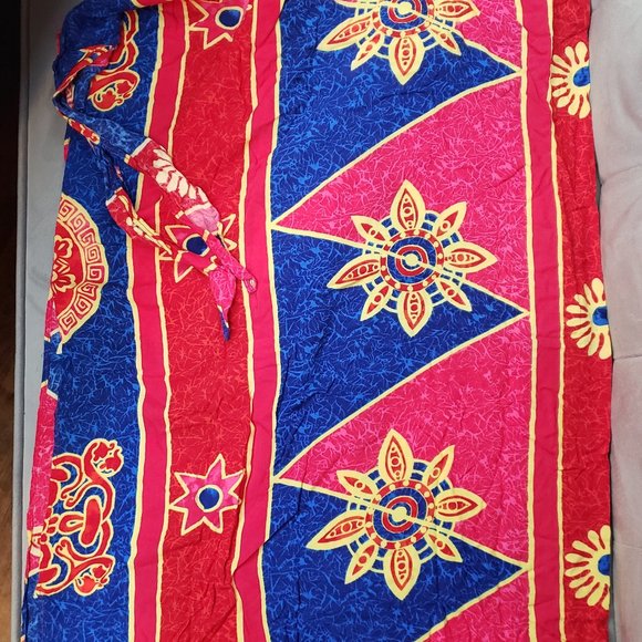 Resort Wear  Sarong  Multicolor  Size S/M - Picture 2 of 6